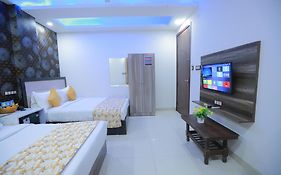 Triton Hotel 3*